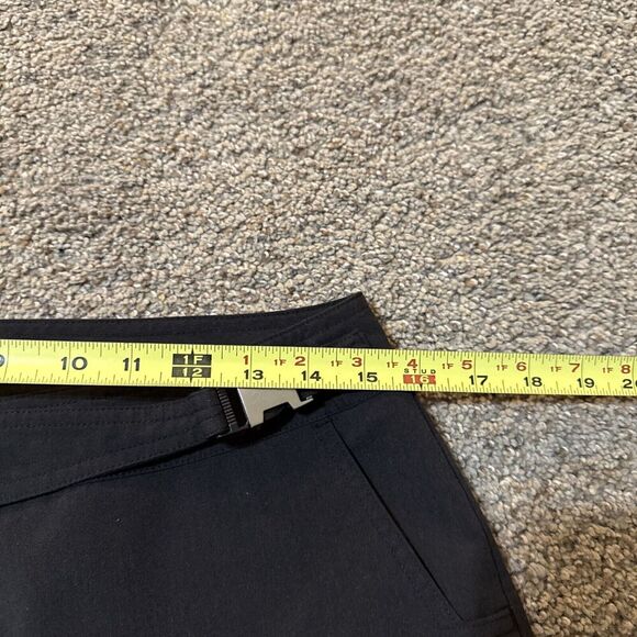 Swing Tech Bette & Court Golf Shorts Womens 8 Bermuda Modest Slim black Buckle M - Picture 6 of 10